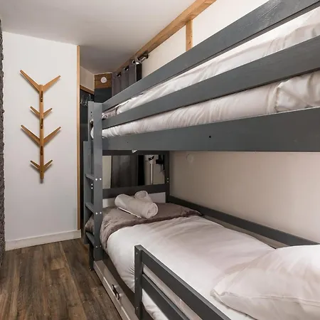 Moderne 4 Pers, Pied Des Pistes, Parking - Fr-1-640-51 Apartment